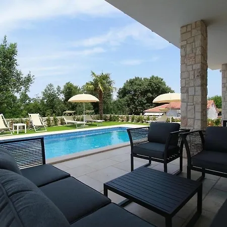 Sara Comfortable Villa